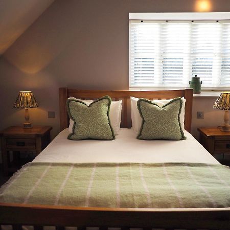 Bear And Ragged Staff Hotel Cumnor Екстериор снимка