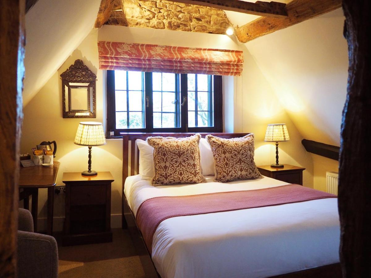 Bear And Ragged Staff Hotel Cumnor Екстериор снимка
