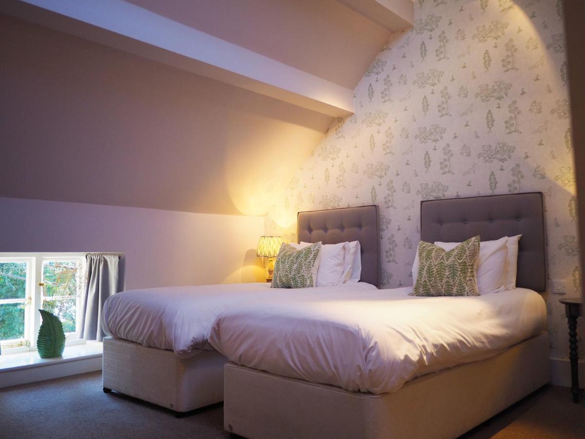 Bear And Ragged Staff Hotel Cumnor Екстериор снимка