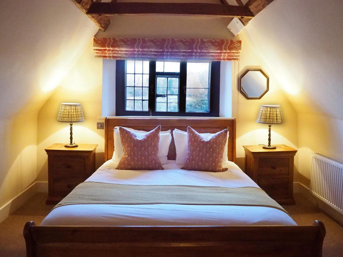 Bear And Ragged Staff Hotel Cumnor Екстериор снимка