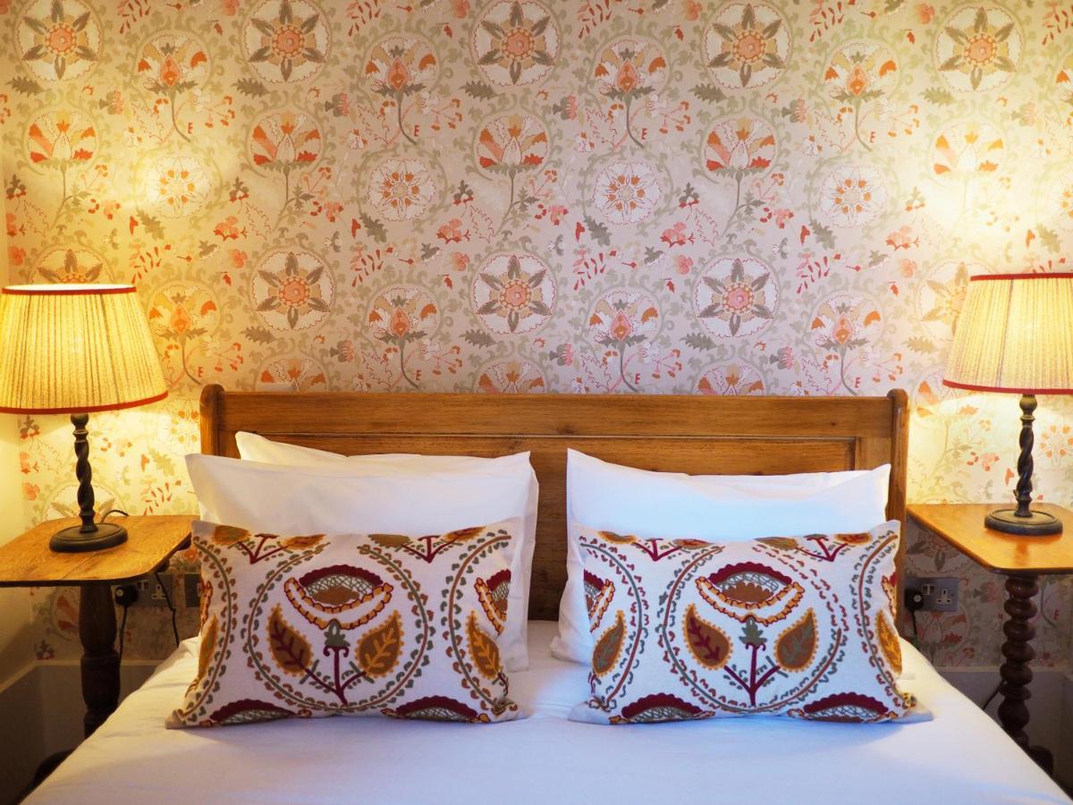 Bear And Ragged Staff Hotel Cumnor Екстериор снимка