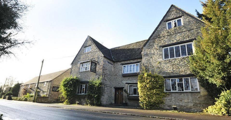 Bear And Ragged Staff Hotel Cumnor Екстериор снимка